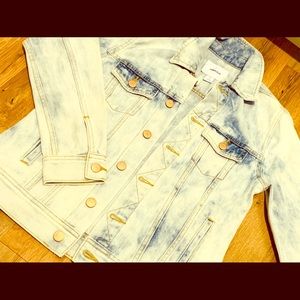 Brand New, Never Worn XS Acid-Washed Denim Jacket